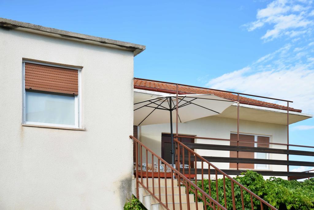 Ivan Apartment Murter Esterno foto